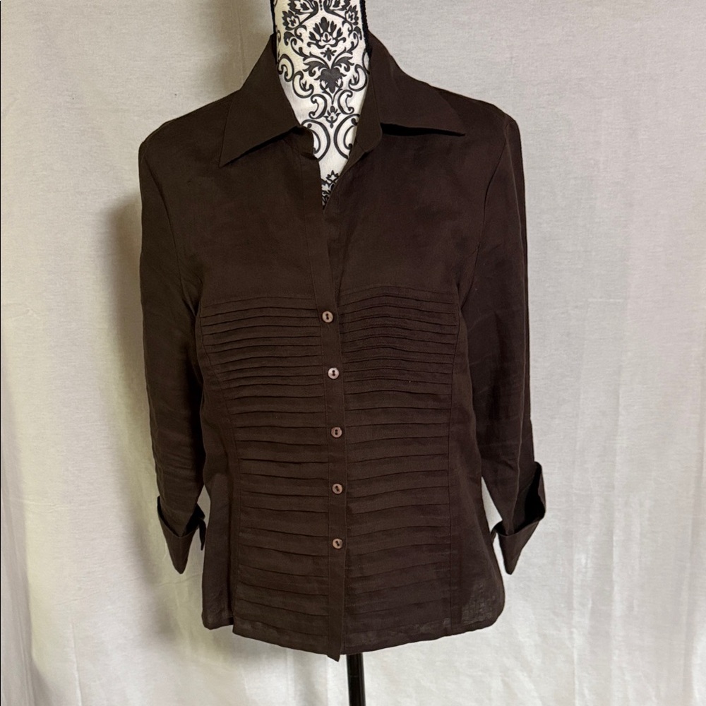 Tracey M Linen XL Classic Brown Pleated Button Down Shirt for Women EUC Business